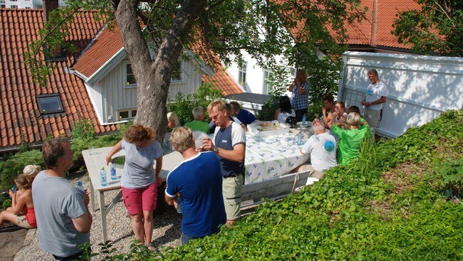 Gjester i Grønn glede-hagen (Foto: Agnete Bjelland Tjøm/NRK) Gjester i Grønn glede-hagen (Foto: Agnete Bjelland Tjøm/NRK)