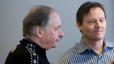 Johan Kaggestad og toppidrettsjef Jarle Aambø (Foto: Morten Holm/Scanpix)