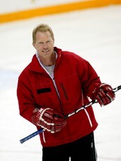 landslagstrener Roy Johansen mener Norge er favoritter mot Italia (Foto: Sigurdsøn, Bjørn/SCANPIX) landslagstrener Roy Johansen mener Norge er favoritter mot Italia (Foto: Sigurdsøn, Bjørn/SCANPIX)