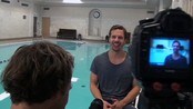 Et blikk på en stor person og idrettsutøver - Svømmer Alexander Dale Oen gikk tragisk bort i 2012. Her ser vi et tilbakeblikk på Dale Oens karriere i og utenfor vannet.