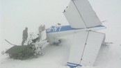 Ulykkesstedet (arkiv) - Se arkivbilder fra ulykkesstedet i Heddal der et fly styrtet og en kvinnelig flyger omkom i 2003. 