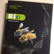 Bilde av biologilærebok Bi 2 (Foto: Åsa Kumle/Privat) Bilde av biologilærebok Bi 2 (Foto: Åsa Kumle/Privat)