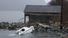 Havarert båt i Valldal (Foto: Karoline Nerli/Leserbilde)