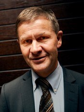Miljø- og utviklingsminister Erik Solheim (SV) (Foto: Tore Meek/Scanpix) Miljø- og utviklingsminister Erik Solheim (SV) (Foto: Tore Meek/Scanpix)