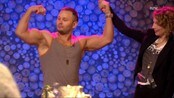 Hver gang vi føles - Underholdningsavdelingen - Herborg Kråkevik har misforstått Live Nelviks program Dama til, og tar med seg ekskjæresten hennes til Hver gang vi føles.