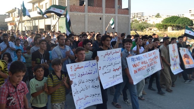 Syriske demonstranter Idlib (Foto: HANDOUT/Reuters) Syriske demonstranter Idlib (Foto: HANDOUT/Reuters)