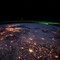 Nord-Eurpoas utallige lys skinner på dette bildet, som Kuipers tok natt til 22. februar. Frankrike, Belgia, Tyskland, England og Danmark kan alle ses. Aurora borealis, eller nordlyset, er også synlig. 