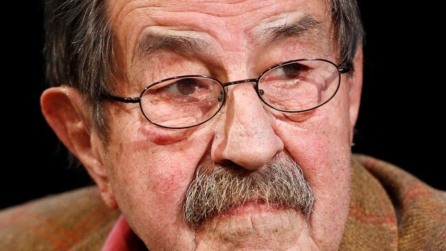 ISRAEL-GRASS/ File picture shows Nobel Literature Prize Laureate, German author Guenter Grass attends a campaign event in Hamburg (Foto: CHRISTIAN CHARISIUS/Reuters) ISRAEL-GRASS/ File picture shows Nobel Literature Prize Laureate, German author Guenter Grass attends a campaign event in Hamburg (Foto: CHRISTIAN CHARISIUS/Reuters)
