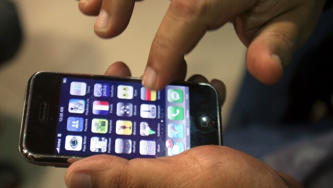 APPLE/IPHONE (Foto: JAYANTA SHAW/REUTERS) APPLE/IPHONE (Foto: JAYANTA SHAW/REUTERS)