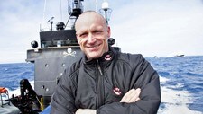 Pete Bethune har vært tilknyttet organisasjonen Sea Sheperd. (Foto: Barbara Veiga/Afp) Pete Bethune har vært tilknyttet organisasjonen Sea Sheperd. (Foto: Barbara Veiga/Afp)