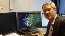 Meteorolog John Smits (Foto: Su Thet Mon/NRK) Meteorolog John Smits (Foto: Su Thet Mon/NRK)