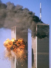 Andre fly treffer World Trade Center 11. september 2001 (Foto: SEAN ADAIR/Reuters)