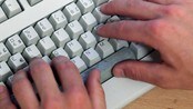 PC-tastatur (Foto: Lise Åserud/Scanpix) PC-tastatur (Foto: Lise Åserud/Scanpix)