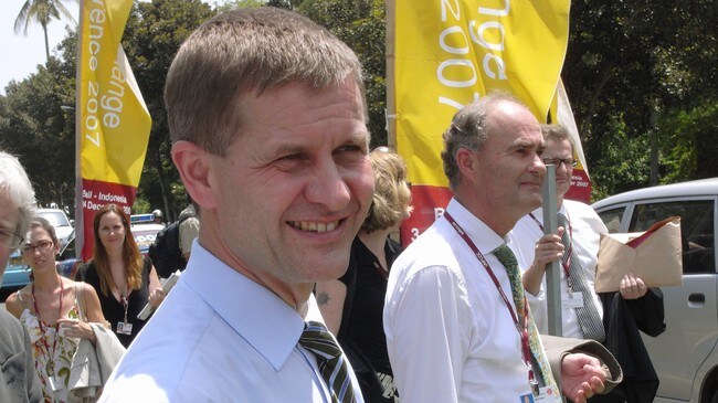 Erik Solheim (Foto: Hjorthol, Lars M./SCANPIX) Erik Solheim (Foto: Hjorthol, Lars M./SCANPIX)