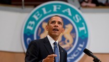 Obama taler i Belfast (Foto: Evan Vucci/Ap) Obama taler i Belfast (Foto: Evan Vucci/Ap)