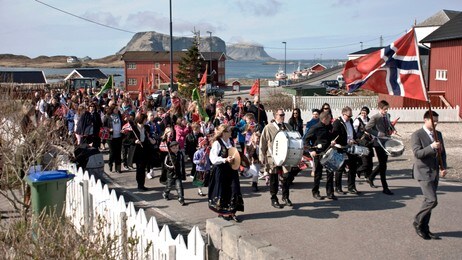 17.mai (Foto: Kjell-Ivar Hansen)