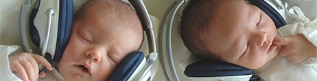 babyer med hodetelefoner, mp3, lyd, headset. (Foto: Joe Klamar/Scanpix/AFP) babyer med hodetelefoner, mp3, lyd, headset. (Foto: Joe Klamar/Scanpix/AFP)