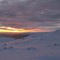 Trodde vi skulle få sola frem i dag på Honningsvågfjell, men det ble bare nesten som bildet viser. Det er veldig lavt i sør over Porsanger så det er vel ikke lenge igjen, skriver fotografen.
