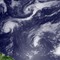 Dette satellittbilde tatt 26. august viser Danielle til til venstre i bildet og en liten Earl midt i bildet. 