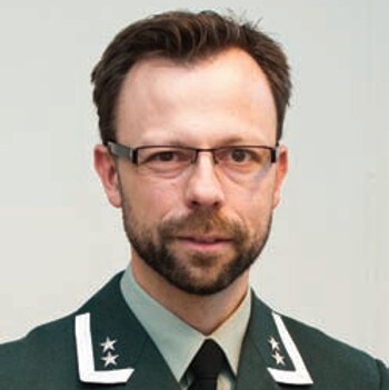 Oberstløytnant Roger Johnsen - v-flJmbBNhaveufkI6iwbgivsy-ZS2Lj83G25oC6F_-Q