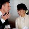 Aung San Suu Kyi snakker med Jens Stoltenberg.