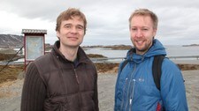 Stian Fjelldal og Klaus Skrudland på Fredvang i Lofoten sammen (Foto: John Inge Johansen) Stian Fjelldal og Klaus Skrudland på Fredvang i Lofoten sammen (Foto: John Inge Johansen)