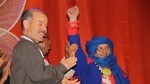 Egil Olli har fått gave fra urfolk i Sahara