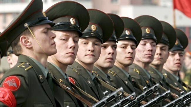 Russiske soldater. (Foto: ALEXANDER ZEMLIANICHENKO JR/AP)