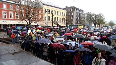 Bragernes torg 26.04 (Foto: Tordis Gauteplass/Nrk) Bragernes torg 26.04 (Foto: Tordis Gauteplass/Nrk)