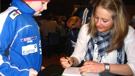 Autografjeger (Foto: Jorun Vang/NRK) Autografjeger (Foto: Jorun Vang/NRK)