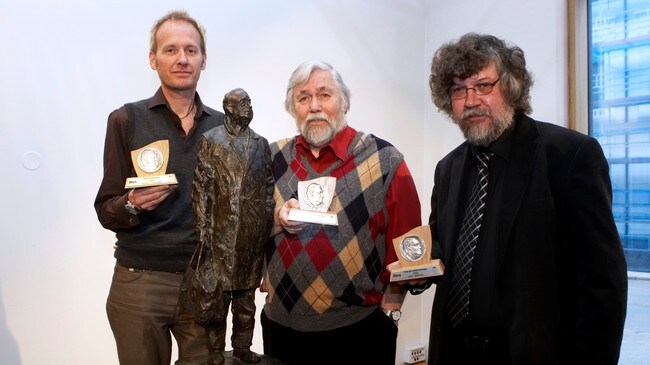 Sigvart Dagsland, Tor Åge Bringsværd og Arnt Birkedal (Foto: Poppe, Cornelius/SCANPIX) Sigvart Dagsland, Tor Åge Bringsværd og Arnt Birkedal (Foto: Poppe, Cornelius/SCANPIX)
