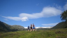 Buerdalen med Buerbreen og Folgefonna i bakgrunnen.
