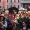 De frammøtte applauderer etter allsangen. De frammøtte applauderer etter allsangen.