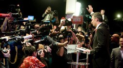 Jens Stoltenberg møter pressen. (Scanpix) Jens Stoltenberg møter pressen. (Scanpix)