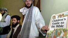 Taliban og International Assistance Mission (Foto: SAEED KHAN/Afp) Taliban og International Assistance Mission (Foto: SAEED KHAN/Afp)