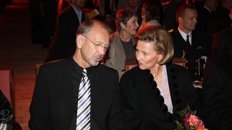 Terje Aass og Dronning Sonja (Foto: Anders Nielsen/NRK) Terje Aass og Dronning Sonja (Foto: Anders Nielsen/NRK)