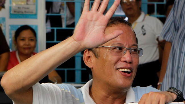 Benigno Aquino ligger godt an til å bli ny president på Filippinene. (Foto: ERIK DE CASTRO/Reuters) Benigno Aquino ligger godt an til å bli ny president på Filippinene. (Foto: ERIK DE CASTRO/Reuters)