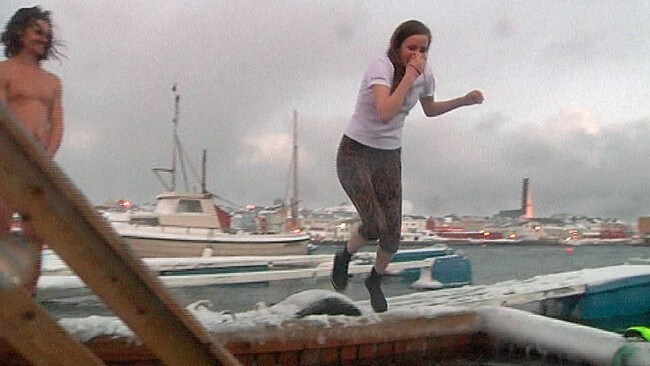 Isbading (Foto: Bård Wormdal/NRK) Isbading (Foto: Bård Wormdal/NRK)