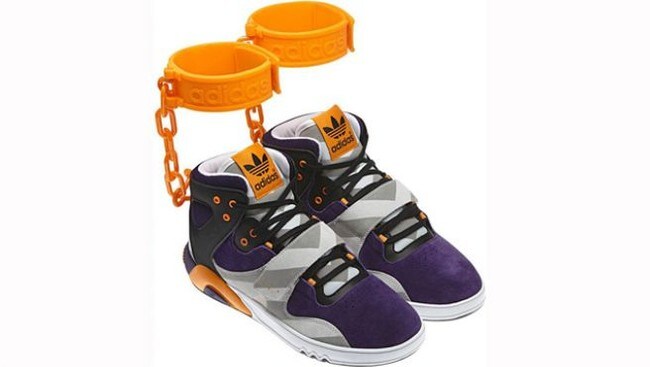 Adidas 'slavesko' (Foto: Adidas) Adidas 'slavesko' (Foto: Adidas)