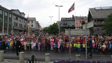 Kroningsreise 2006 Kristiansund (Foto: Odd Sørås/NRK)