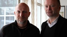 Lars Saabye Christensen og Olav Øien (Foto: Ragnhild Krogvig Karlsen /NRK)