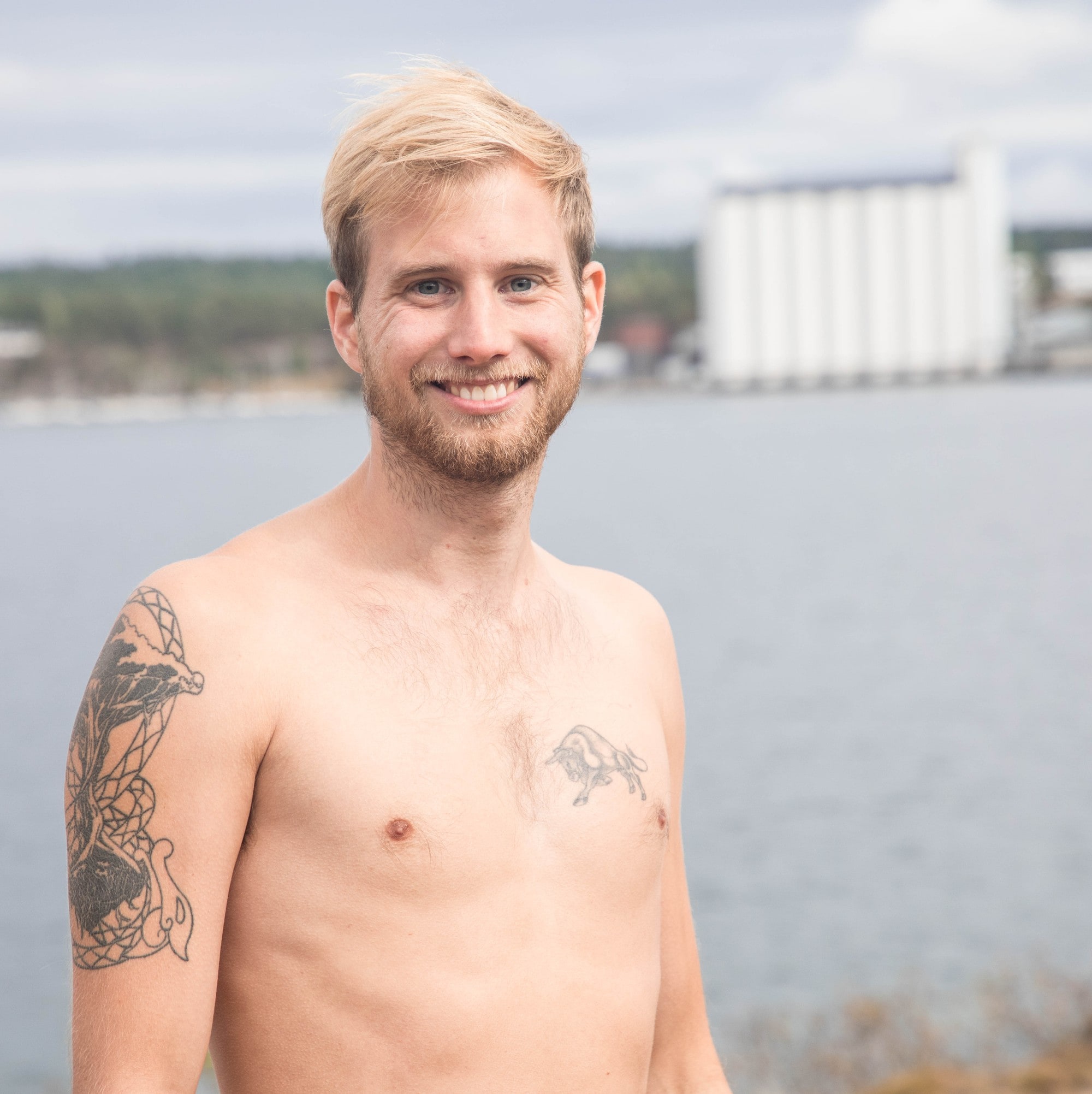 Flere unge blir naturister NRK Østfold Lokale nyheter TV og radio