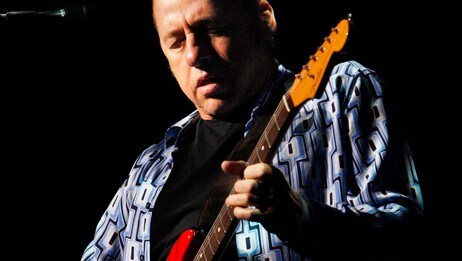 Mark Knopfler (Foto: Åserud, Lise/SCANPIX) Mark Knopfler (Foto: Åserud, Lise/SCANPIX)