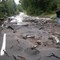 Også riksvei 35, Eikernveien, nord for Sundbyfoss er ødelagt etter alt vannet. Også riksvei 35, Eikernveien, nord for Sundbyfoss er ødelagt etter alt vannet.
