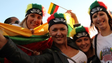 Litauenske fans  (Foto: Hege Bakken Riise/NRK)