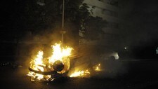 Ungdomsopptøyer Paris (Foto: OLIVIER LABAN-MATTEI/AFP)
