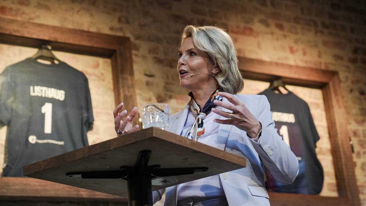 Listhaug lanserer 10-punktsplan for helsevesenet : – Vil ha hånda på rattet
