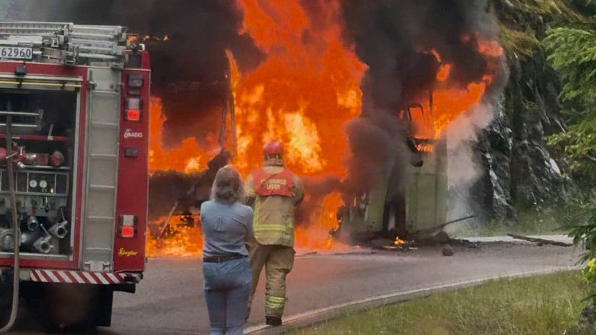 Bussbrannen i Enebakk: Politiet endrer innhold i siktelse