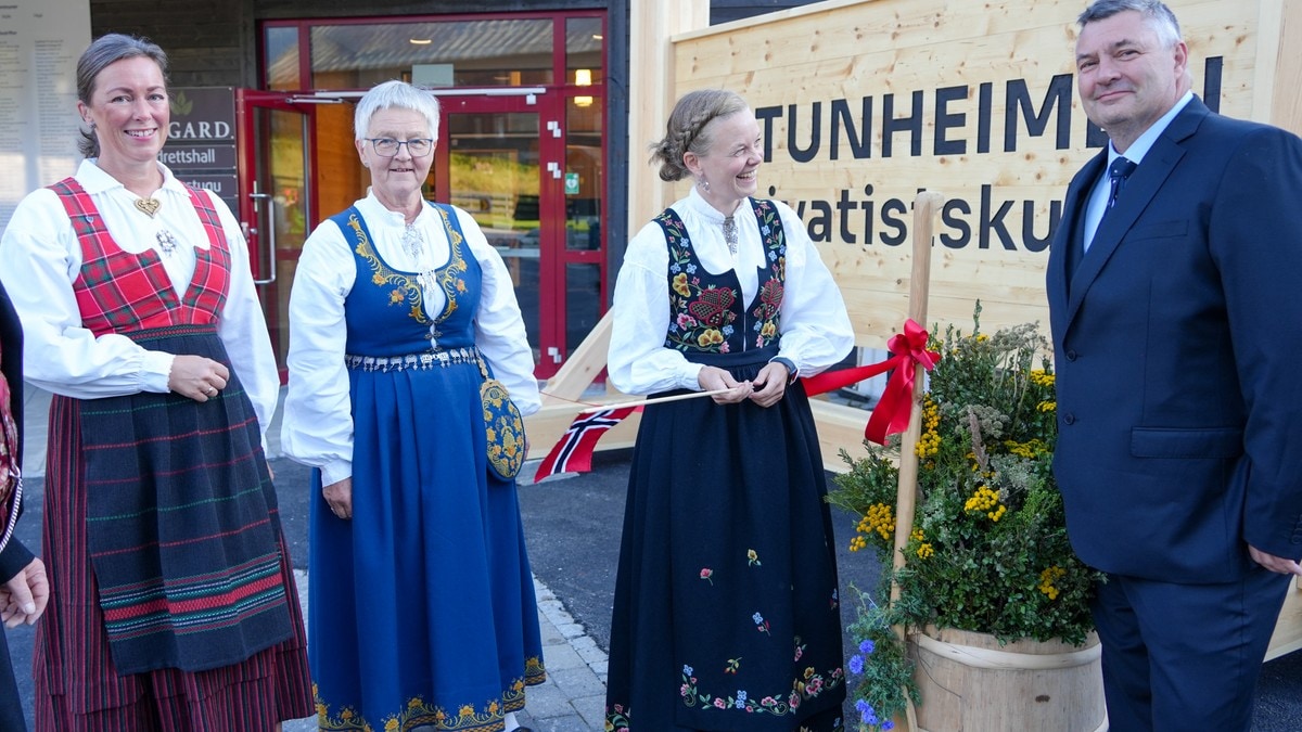 Heile Lom flaggar for ny skule: – Festdag!