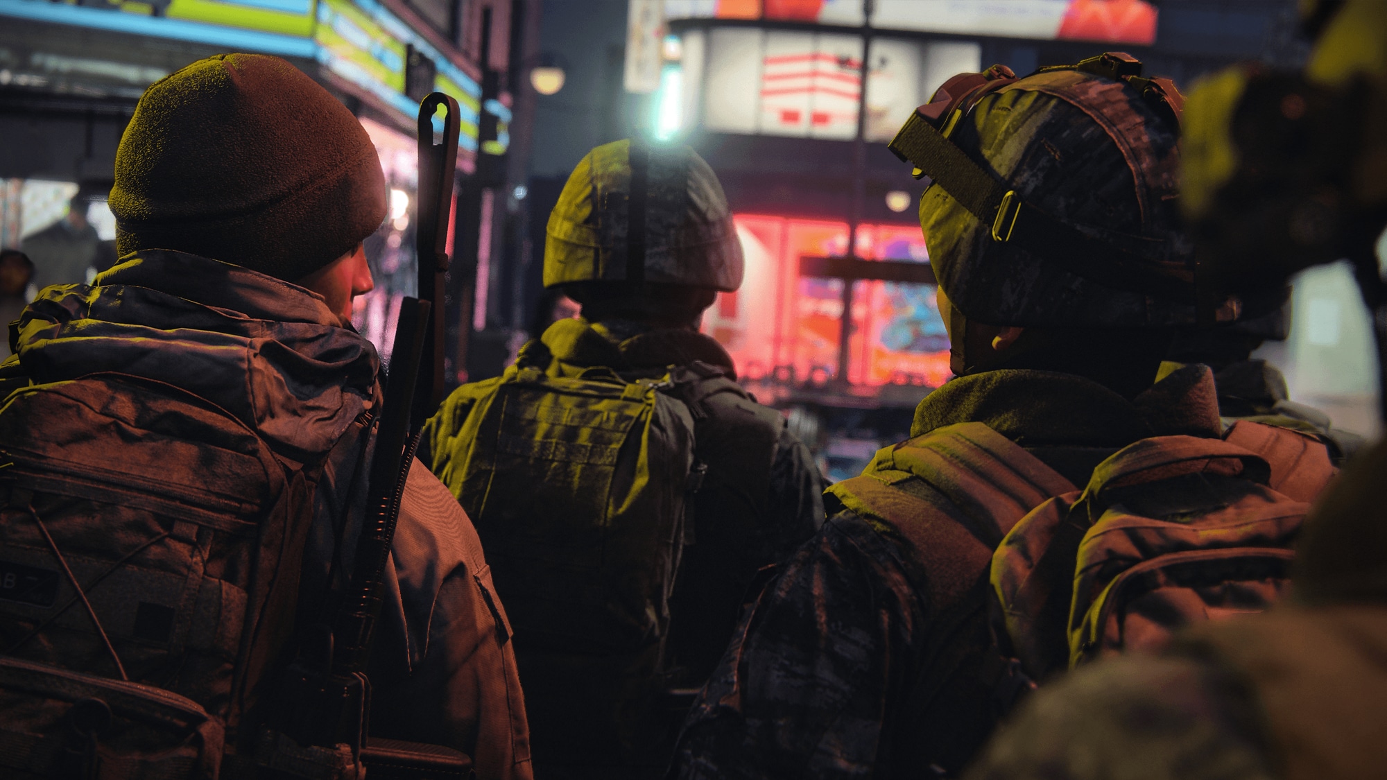Bilde fra spillet Call of Duty: Modern Warfare 4. Soldater beveger seg gjennom en gate i Sør-Korea. 